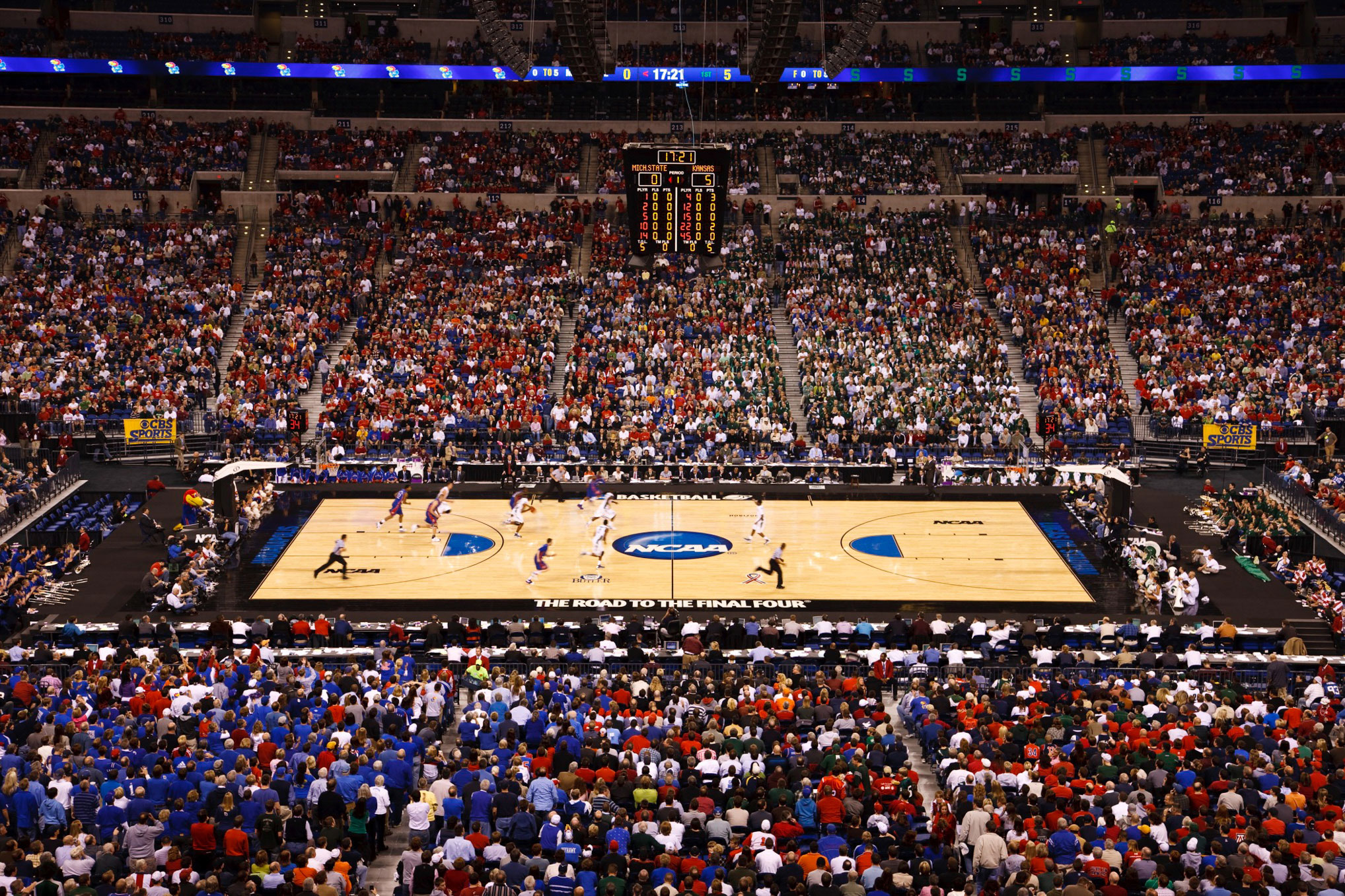 Lucas Oil Stadium - Image 5